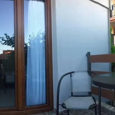 Almira - To Let Apartment