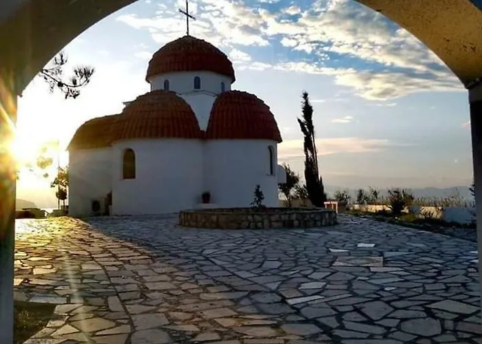 Almira - To Let * Nea Roda